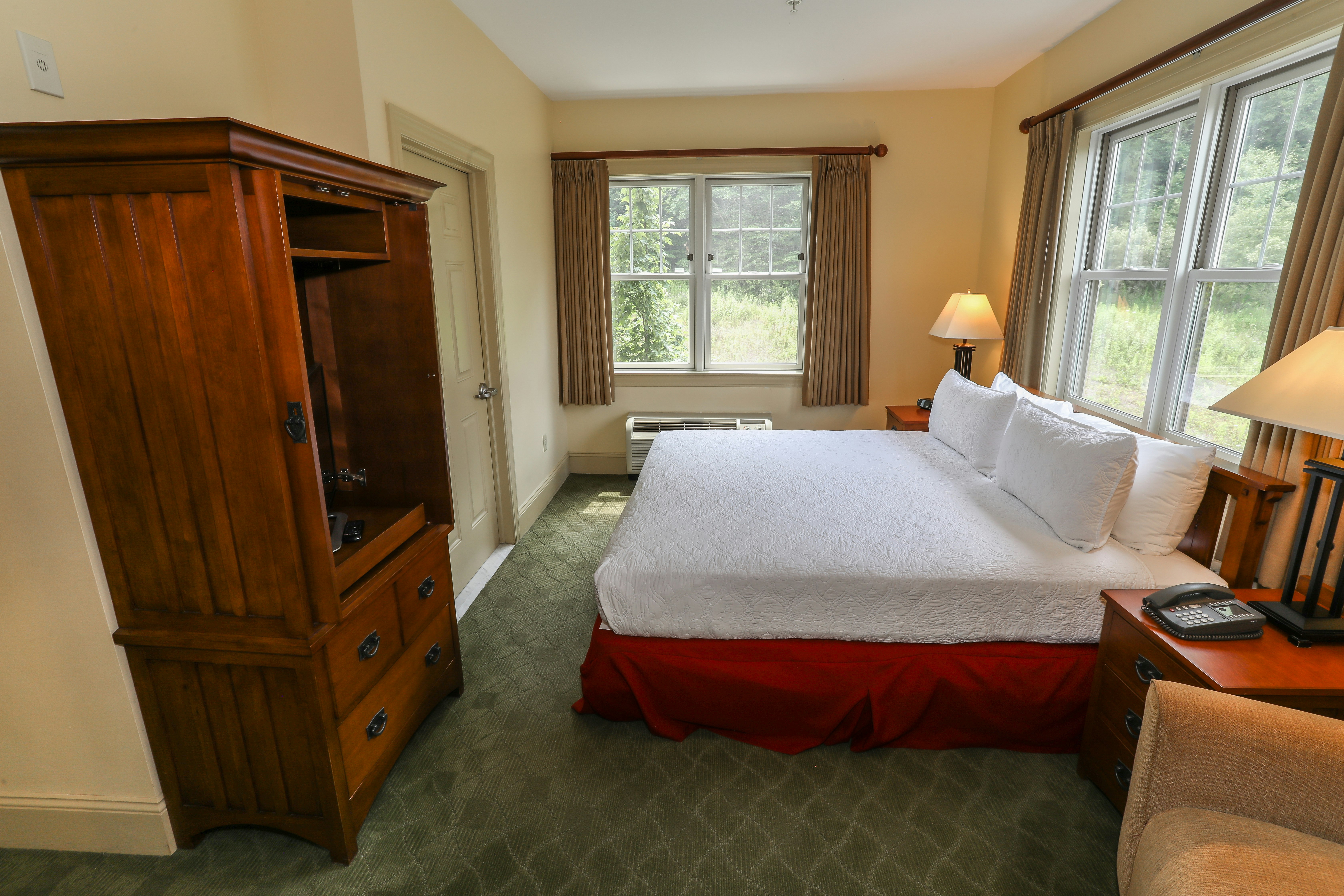 3 Bedrooms, Condominium, Club