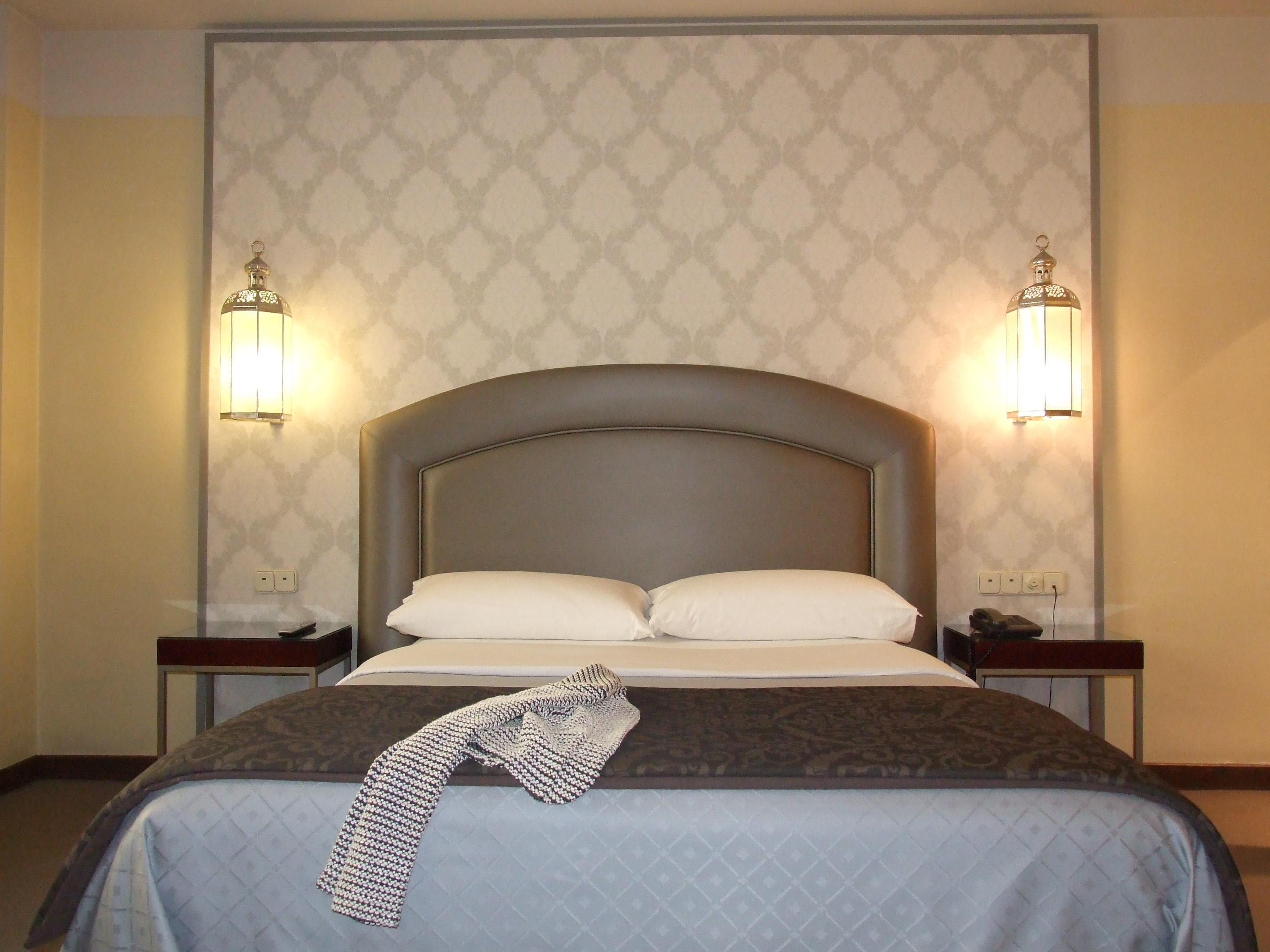 Standard, Double or Twin Bed