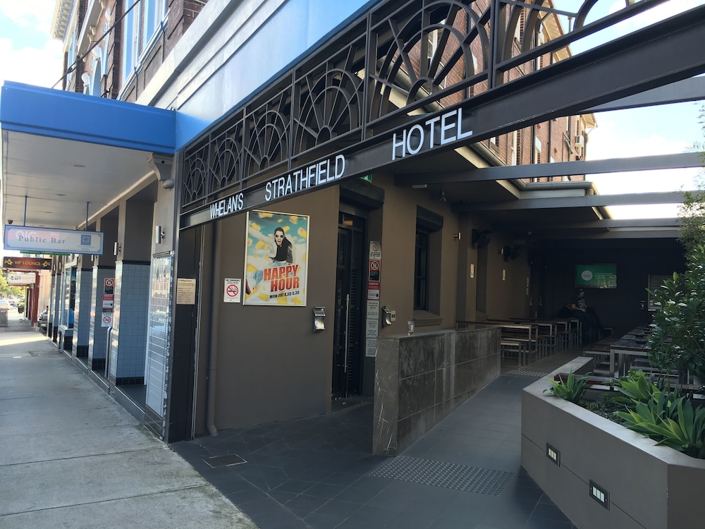 Strathfield Hotel 3/32