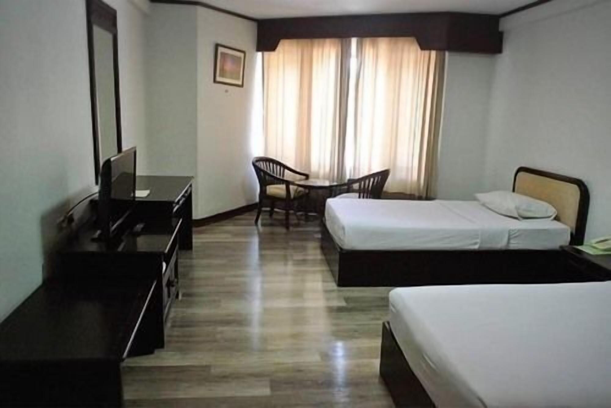 STANDARD, TWIN BEDS