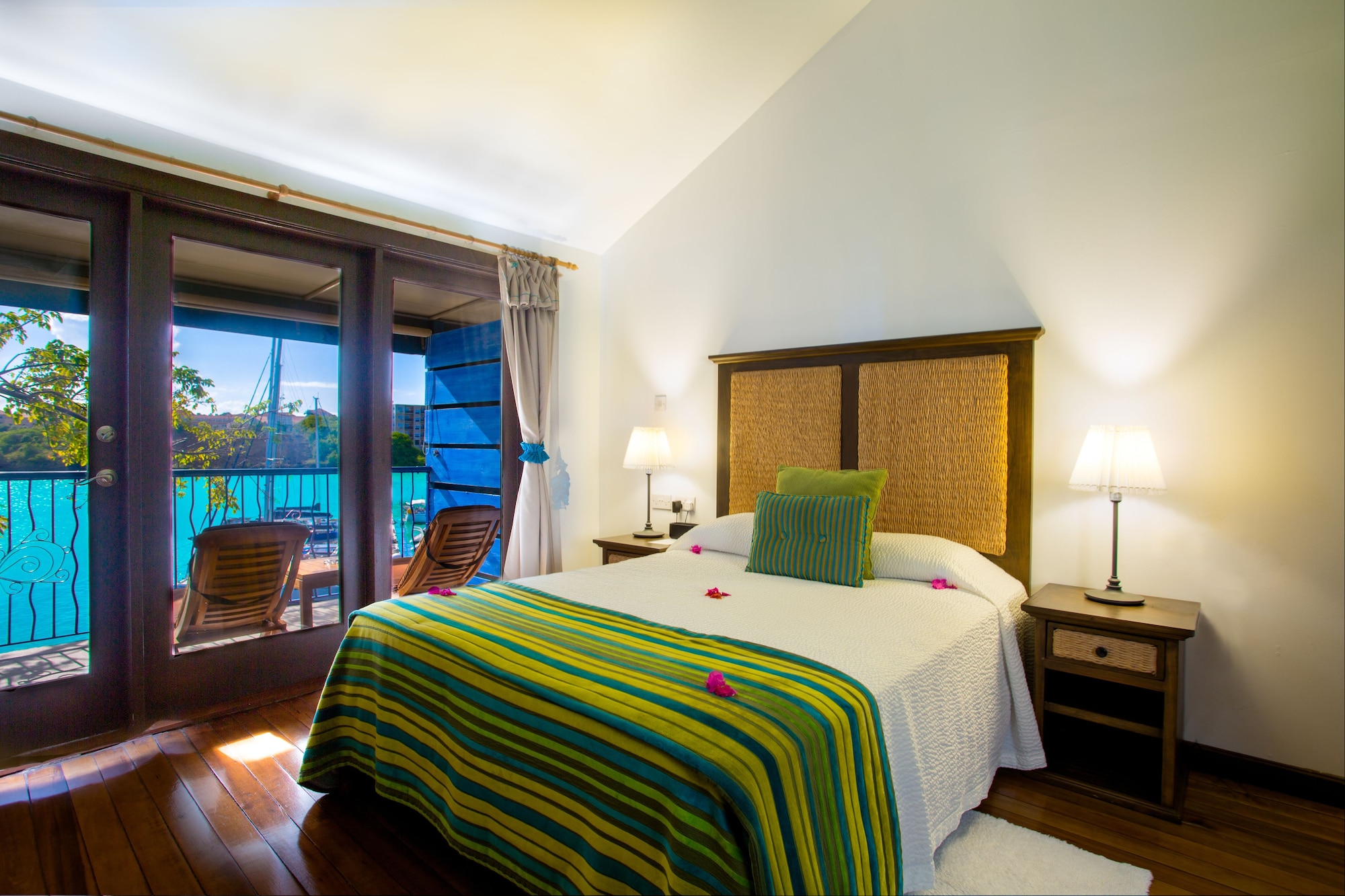 Tower, Suite