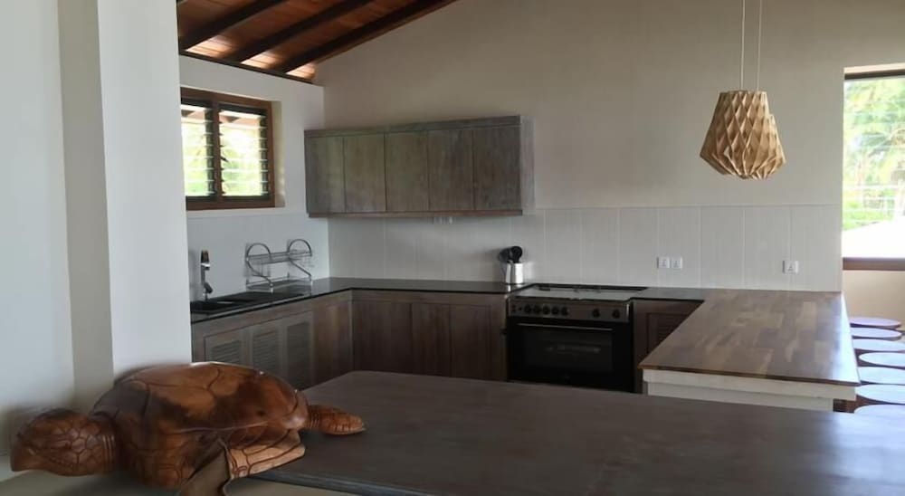 Chillax Villas 30/50