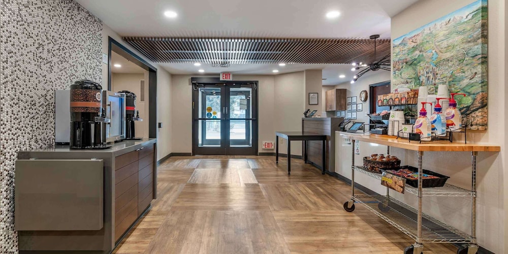 Extended Stay America Premier Suites San Francisco Belmont 42/57
