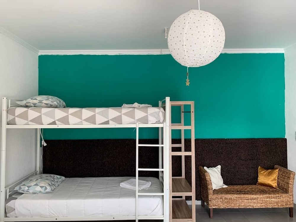 Sublime Sun and Van by Meco Stays 20/47