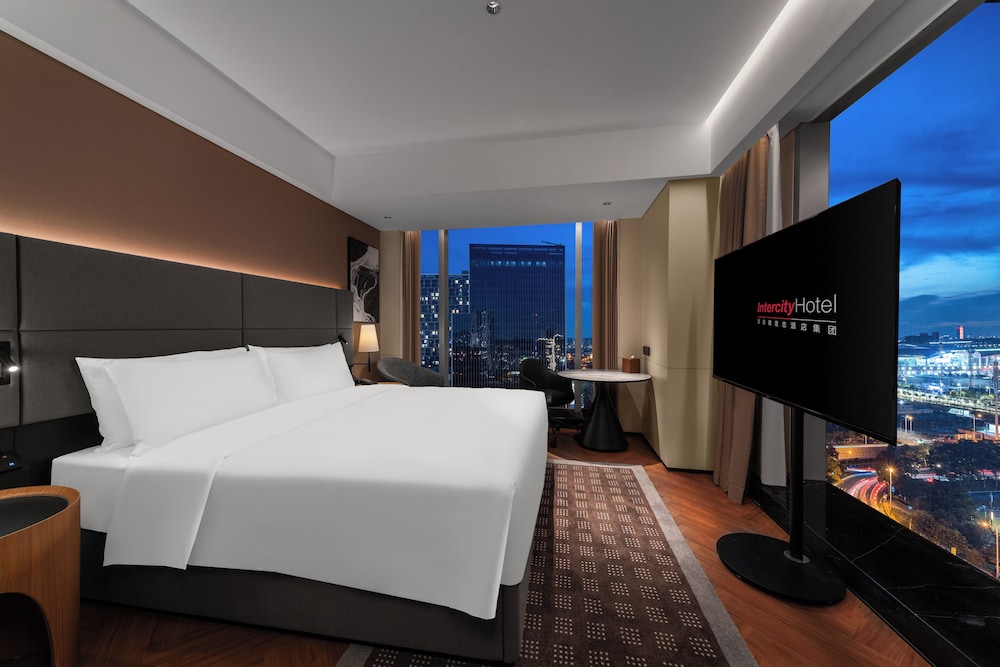 Superior, Suite, King Bed