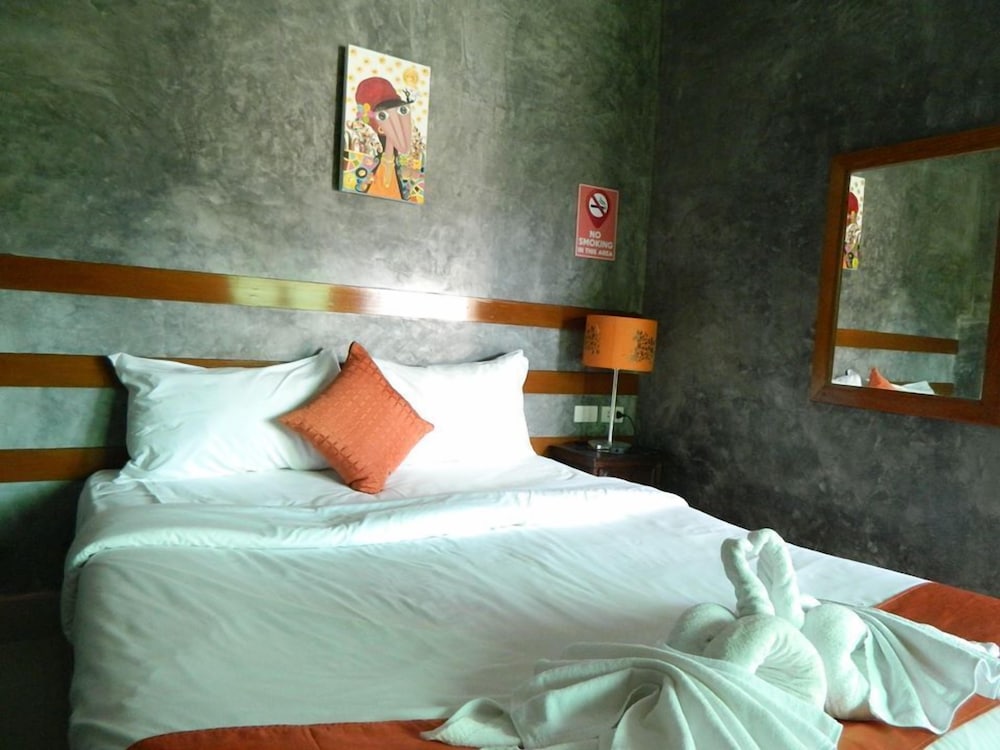PRIVATE, DOUBLE BED