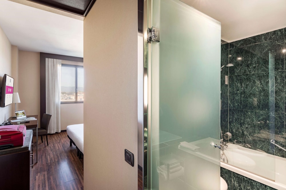 B&B Hotel Arezzo 49/49