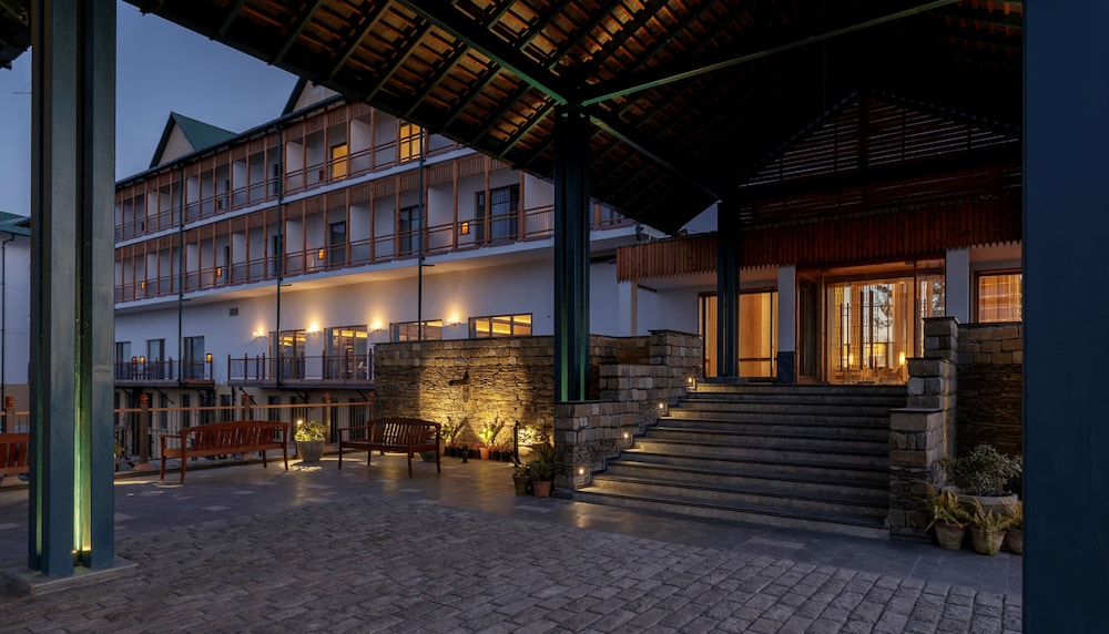 Taj Theog Resort And Spa Shimla 1/45