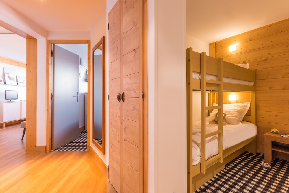 PIERRE & VACANCES RESIDENCE ACONIT 30/60