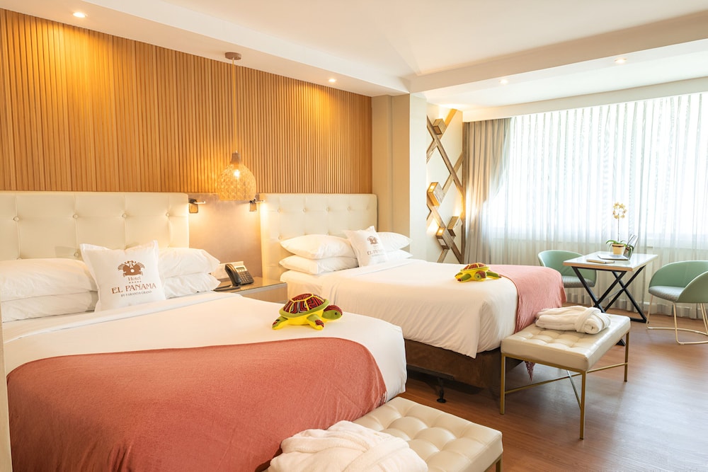 Premium, 2 Double Beds, Garden View