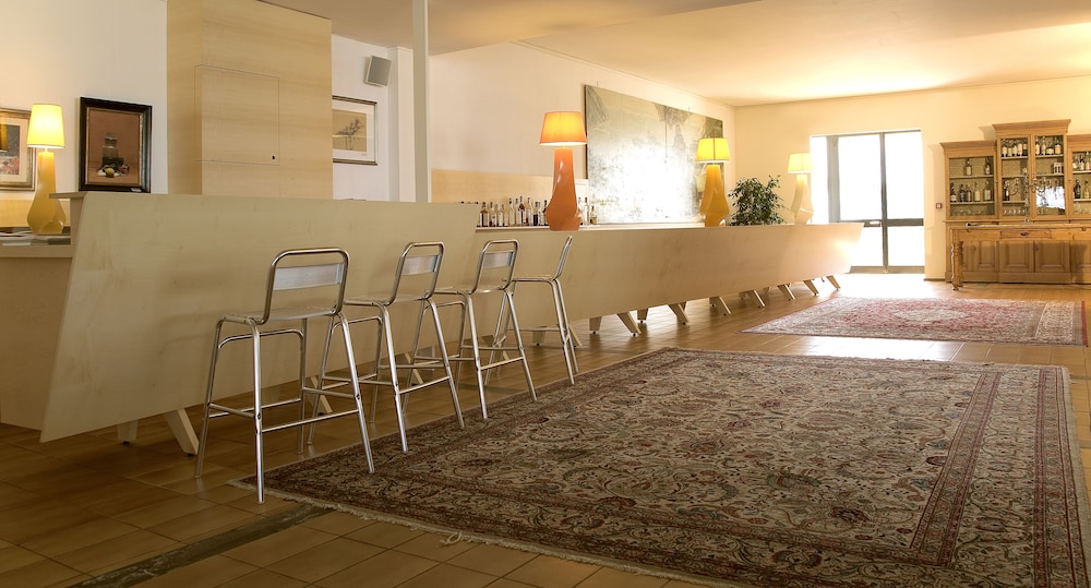 Hotel Emilia 28/48