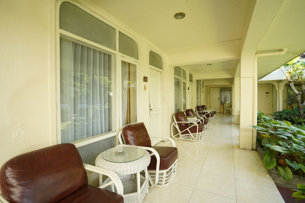 Grand Rosela Yogyakarta Hotel 52/74