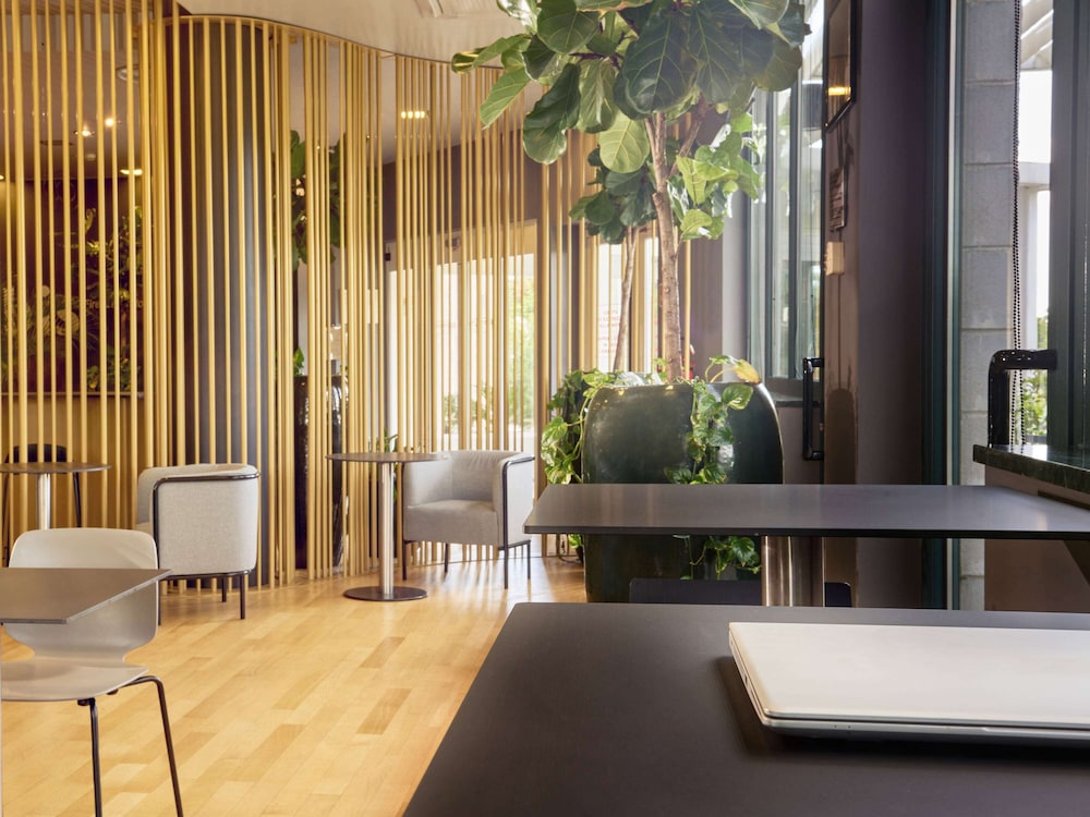 IBIS FIRENZE PRATO EST 49/73