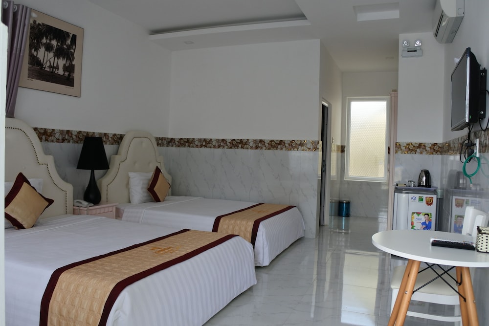 Godiva Phu Quoc Hotel 24/71