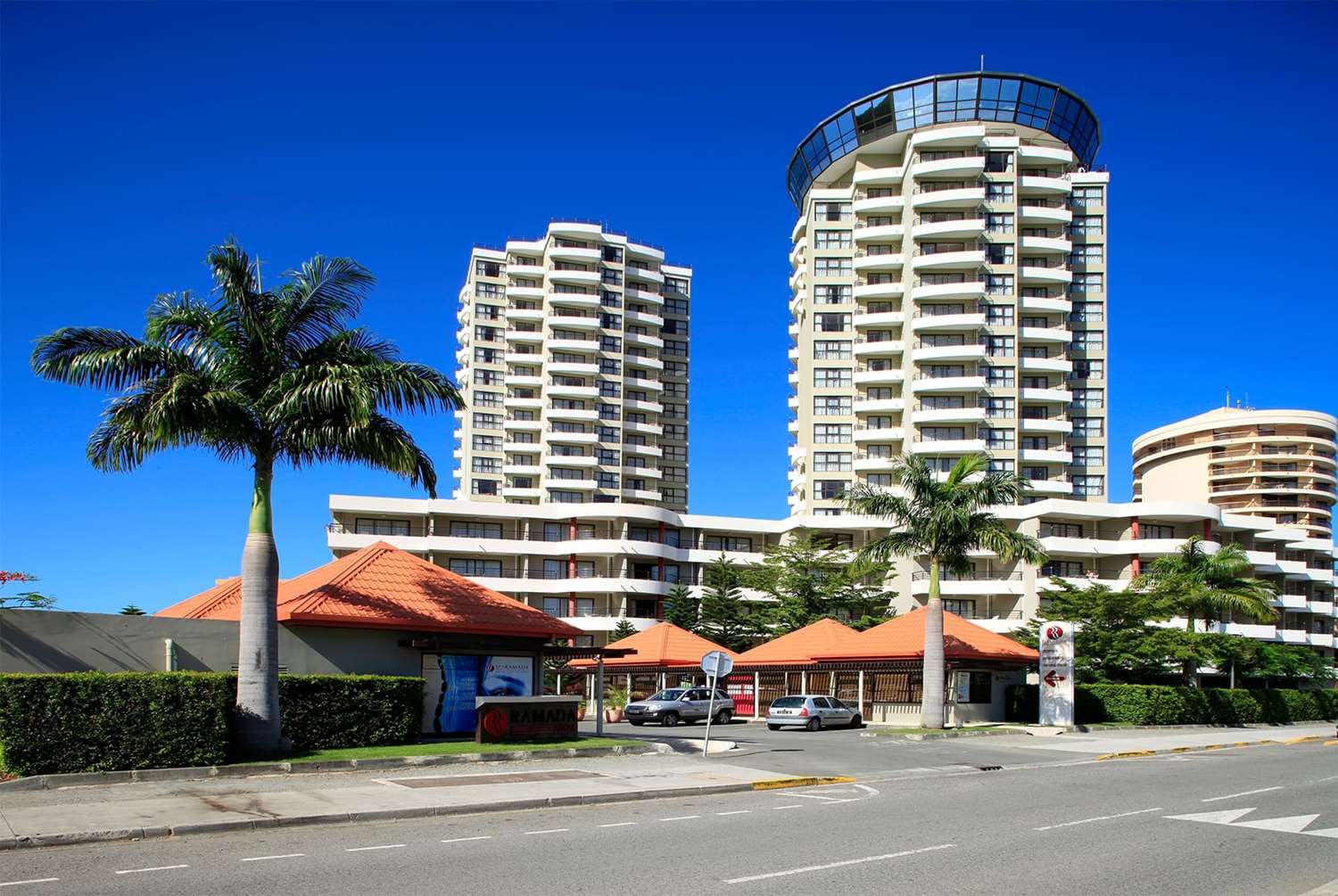 Ramada Hotel & Suites by Wyndham Noumea 35/37