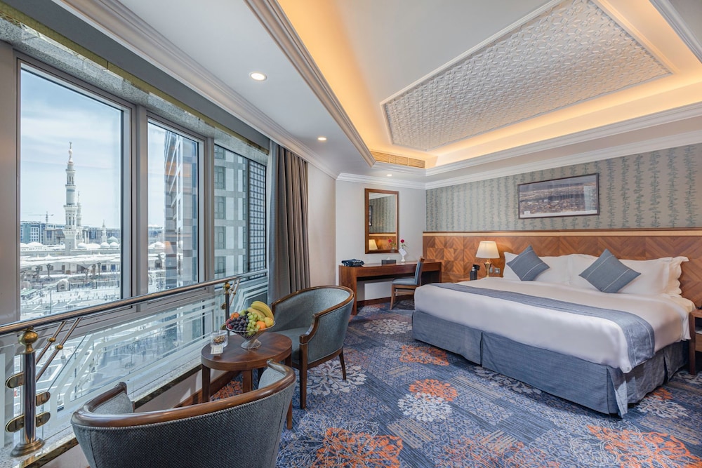 3 BEDROOMS, SUITE, HARAM VIEW
