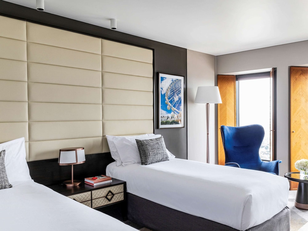 Sofitel Melbourne On Collins 11/75