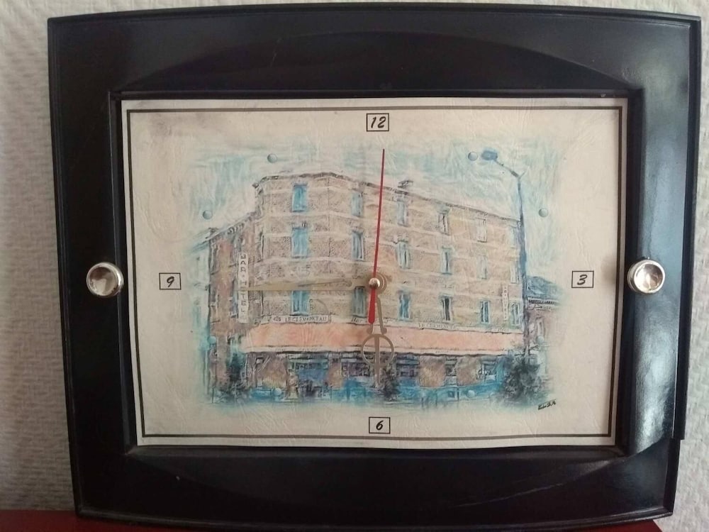 Hotel Le Clemenceau 23/45