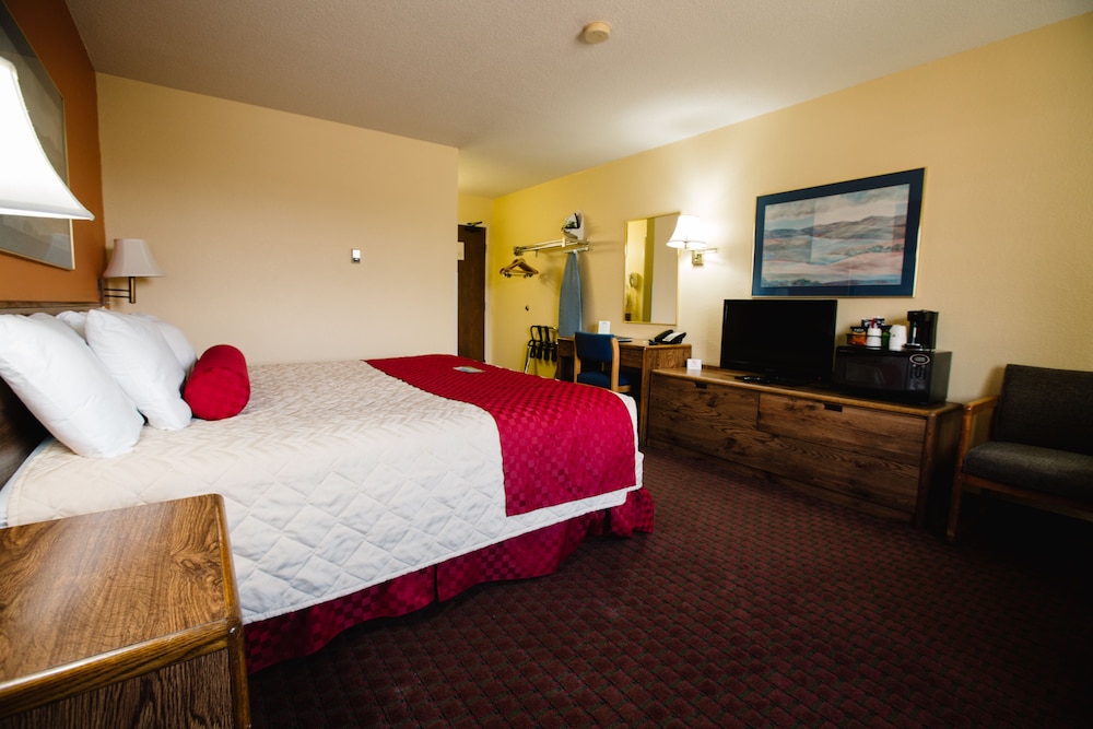Days Inn by Wyndham Minot 8/30