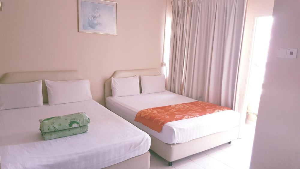 Kota Lodge Hotel 6/18
