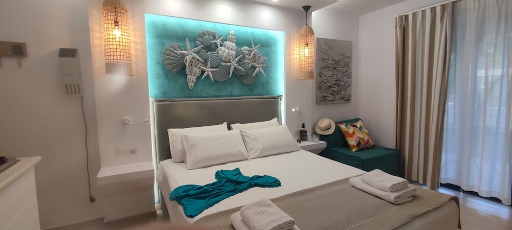 Ilianthos Apartments And Studios 7/50