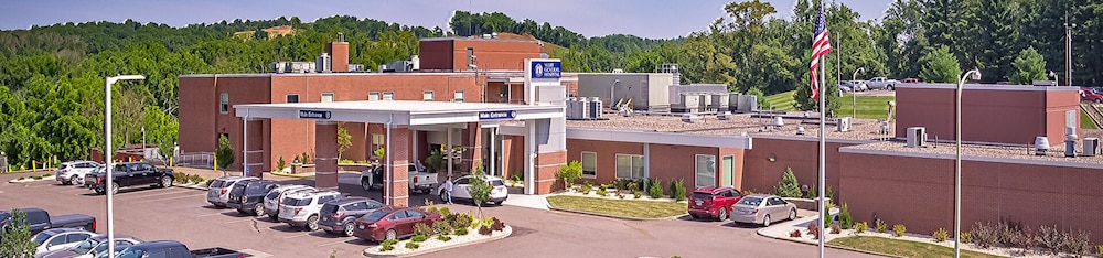 Quality Inn & Suites Caldwell I-77 2/28