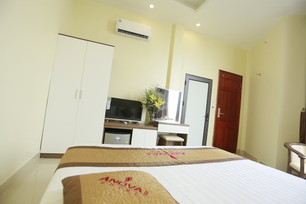Anova 2 Hotel 16/33