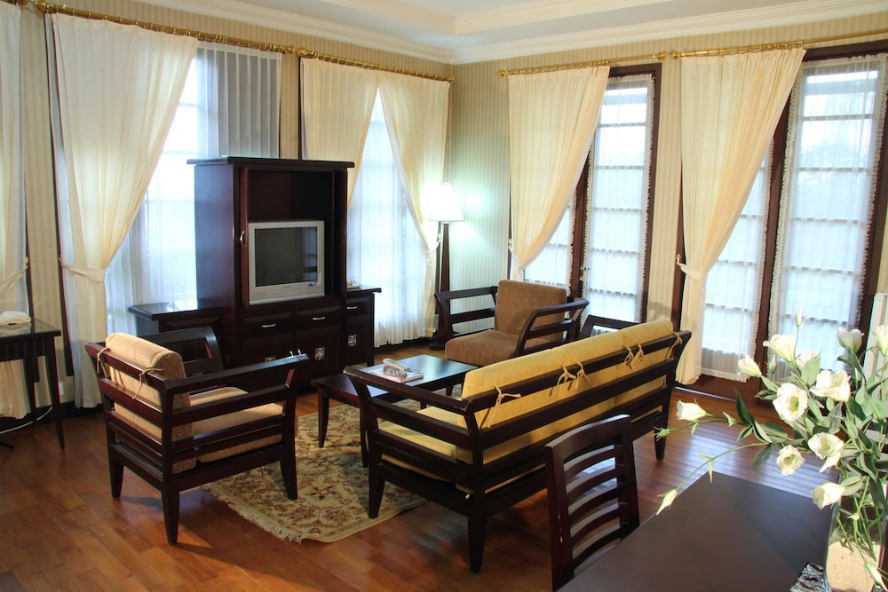 Campago Resort Hotel 34/51