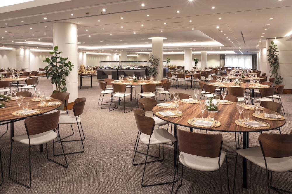 Melia Valencia Palacio de Congresos Formely Hilton Valencia 54/73