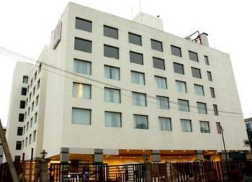 Lemon Tree Hotel Whitefield Bangalore 4/53