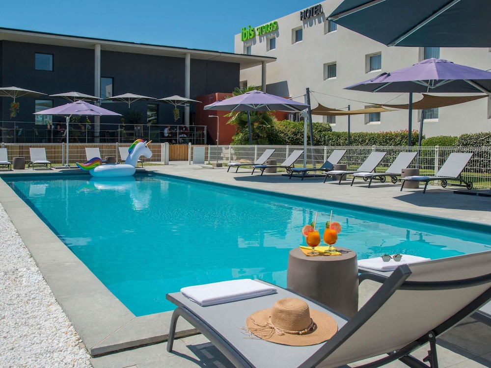Ibis Styles Pertuis Luberon 39/44