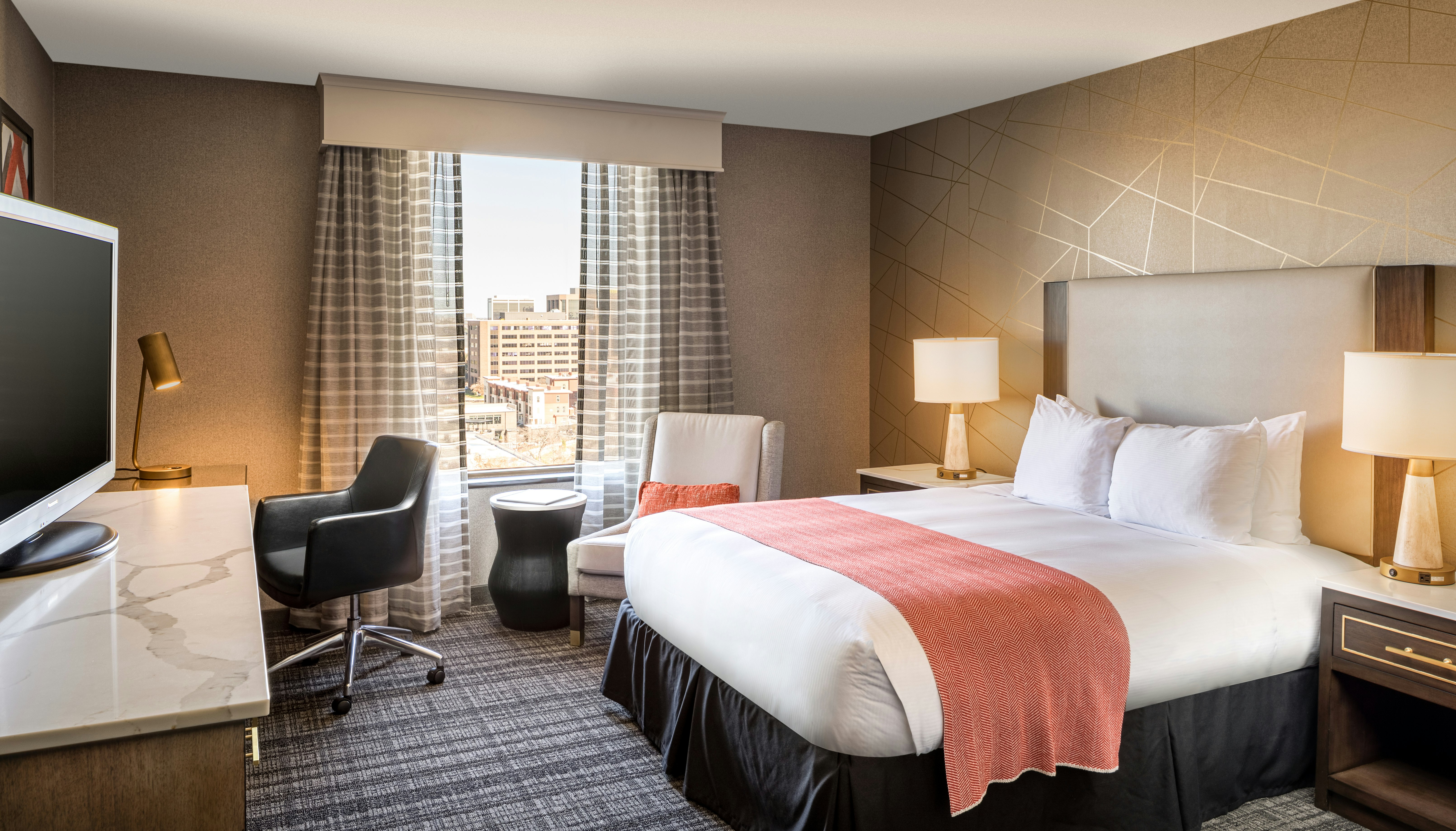 Room, Queen Bed, Executive Level, Accessible