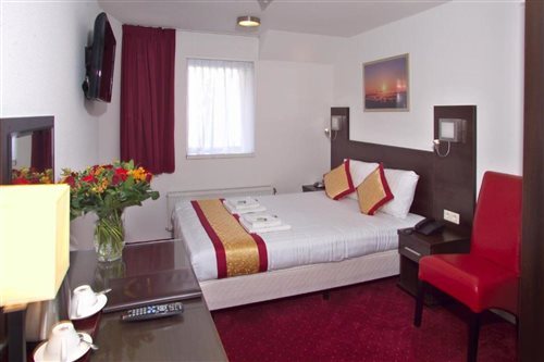 Budget, Double Bed