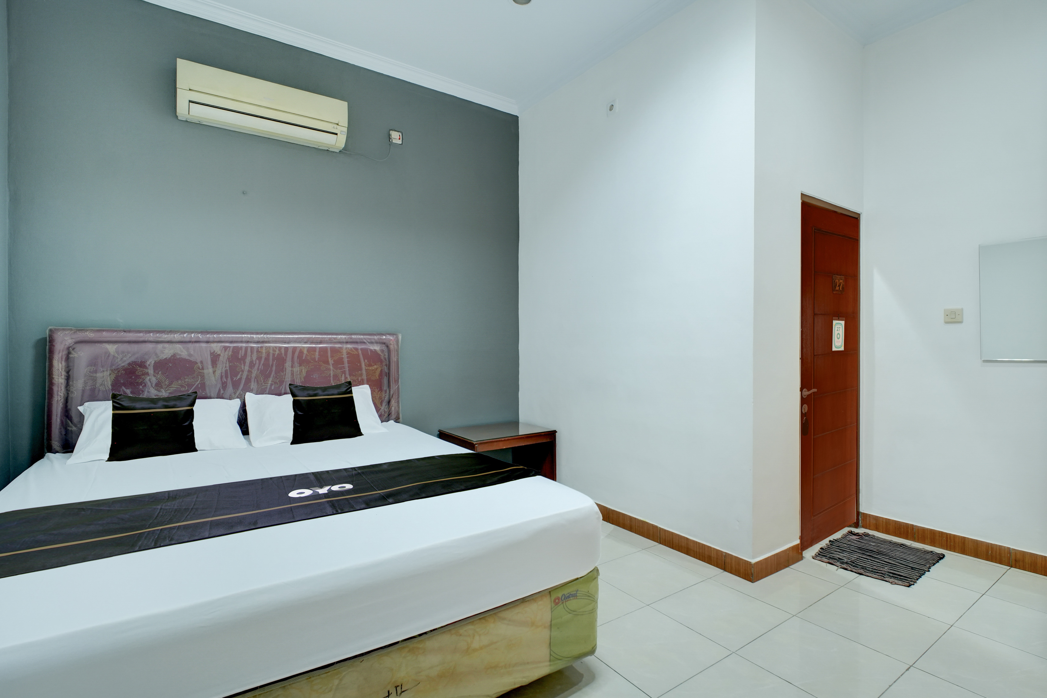 Hotel O Depok near Bhayangkara BRIMOB Hospital Formerly Hotel Mutiara Kelapa Dua Depok 26/45