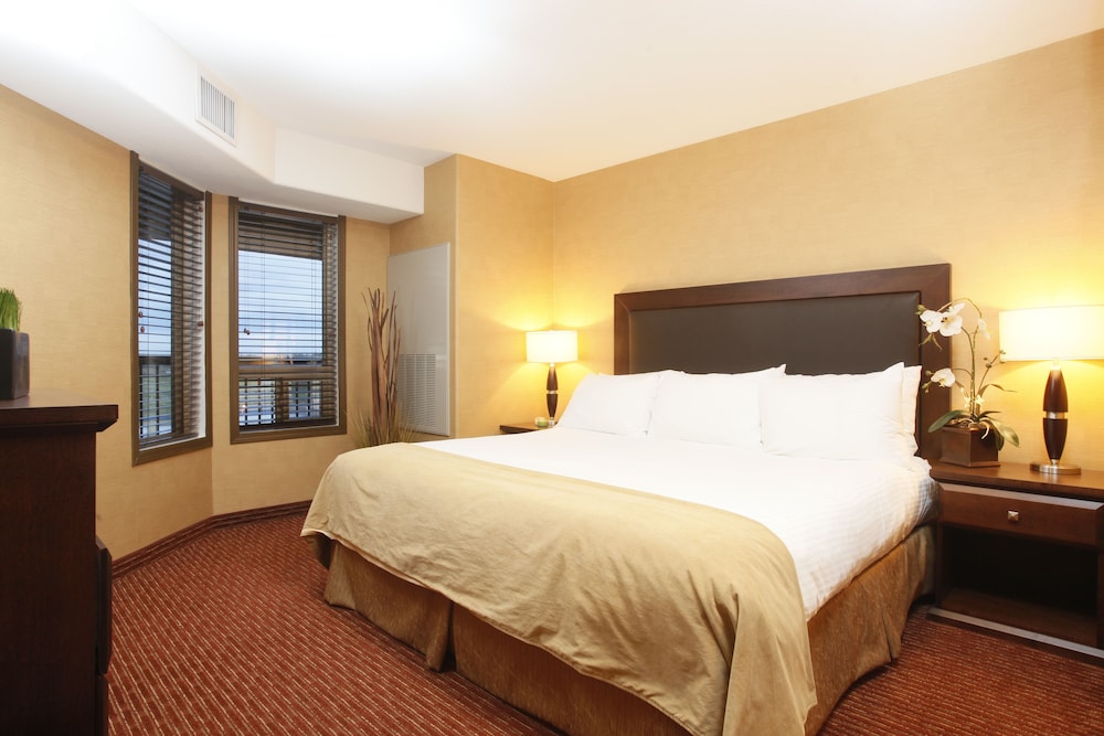 Pomeroy Hotel And Conference Centre Fort St John 12/54