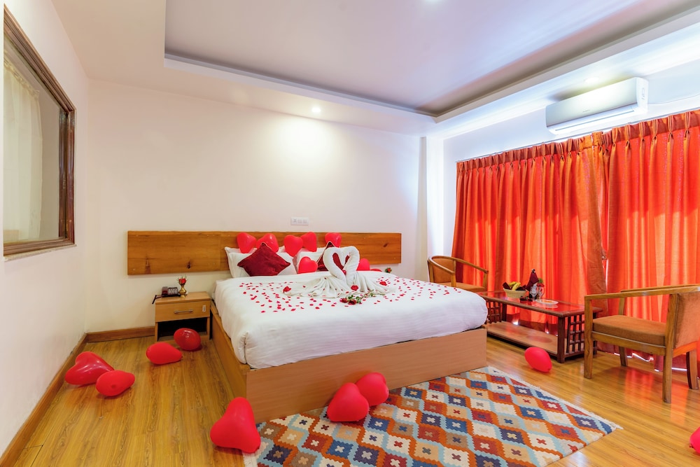 NAGARKOT SHANGRILA RESORT 23/60