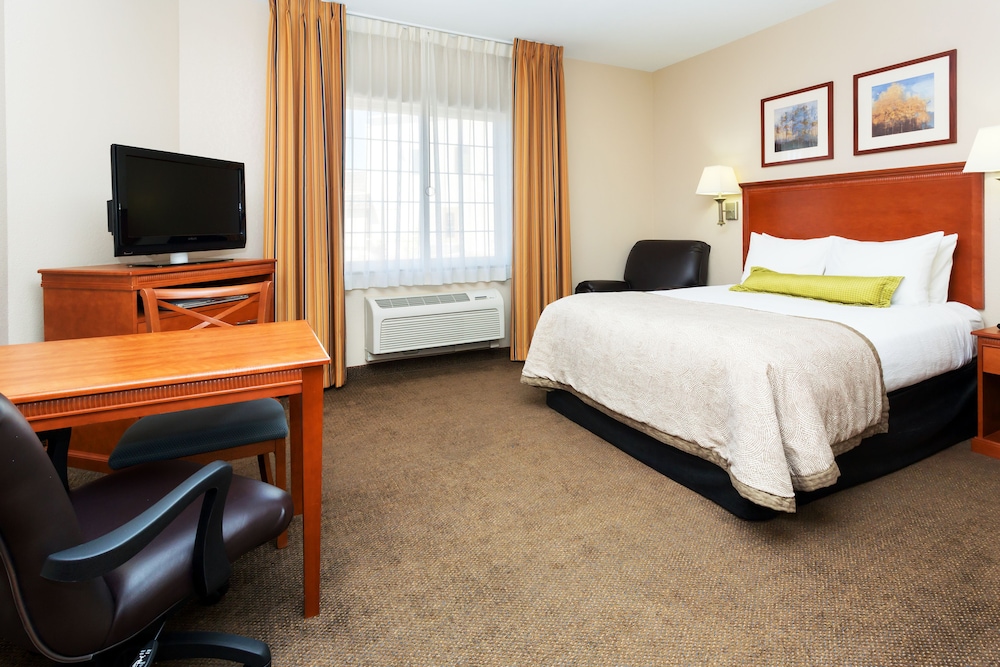 Candlewood Suites Idaho Falls 13/41
