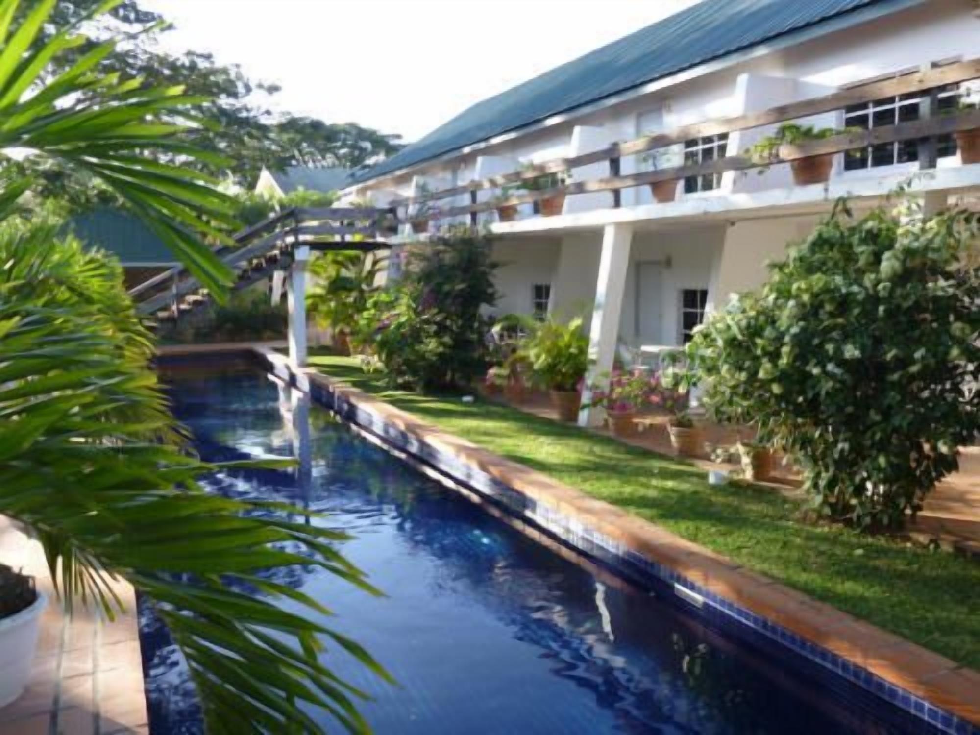 Summerland Suites 11/16