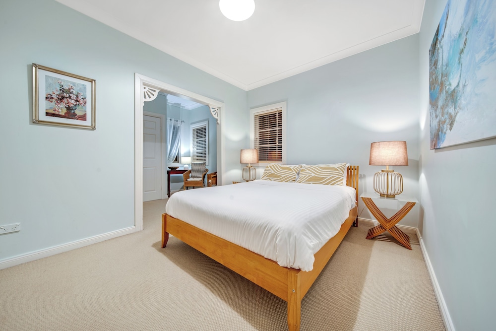 WHISPERING PINES BOUTIQUE ACCOMMODATION 14/50