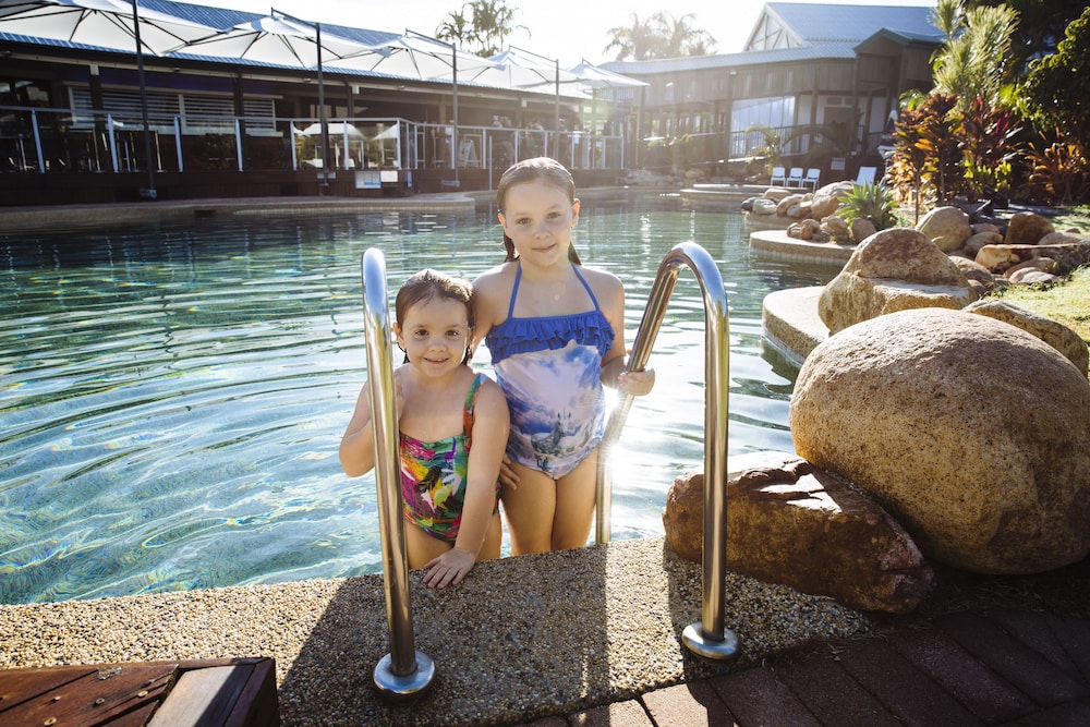 MERCURE TOWNSVILLE 31/61