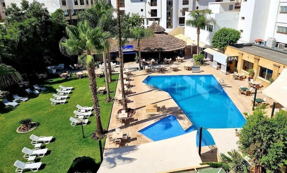 El Oumnia Puerto in TANGIER
