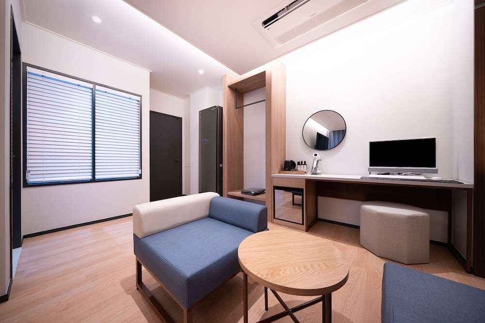 Browndot Hotel Suwon City Hall 22/37