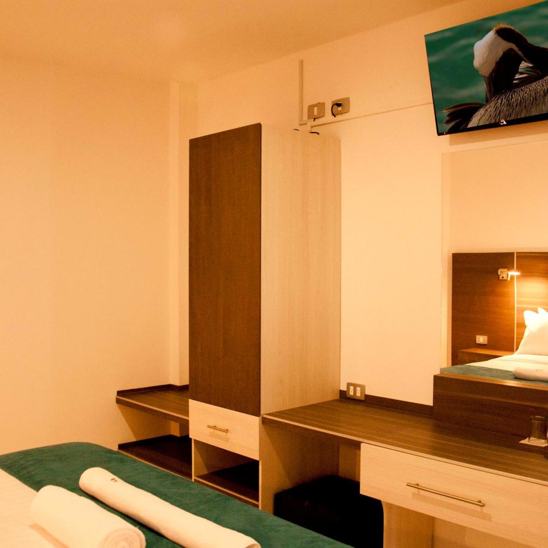 Hotel Ms 46/64