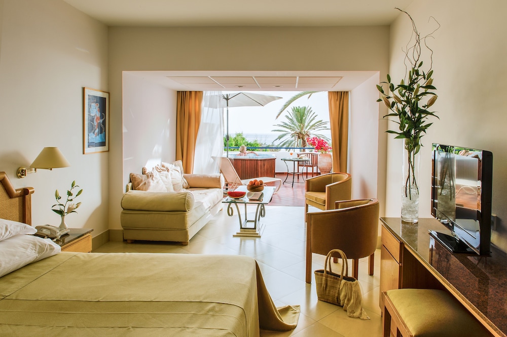 Azia Resort and Spa 77/98
