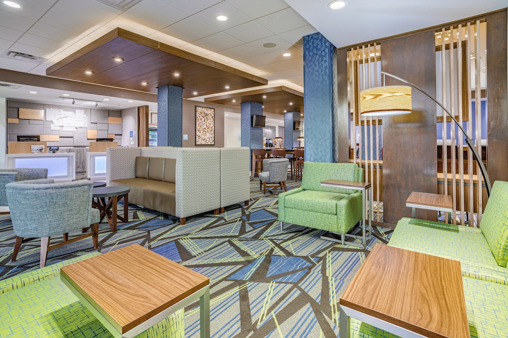 Holiday Inn Express & Suites Elkhart North 29/38