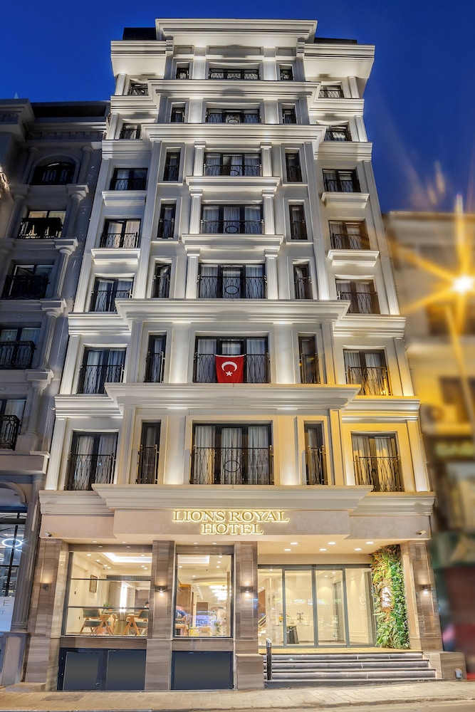 Liberty Hotel 3/50