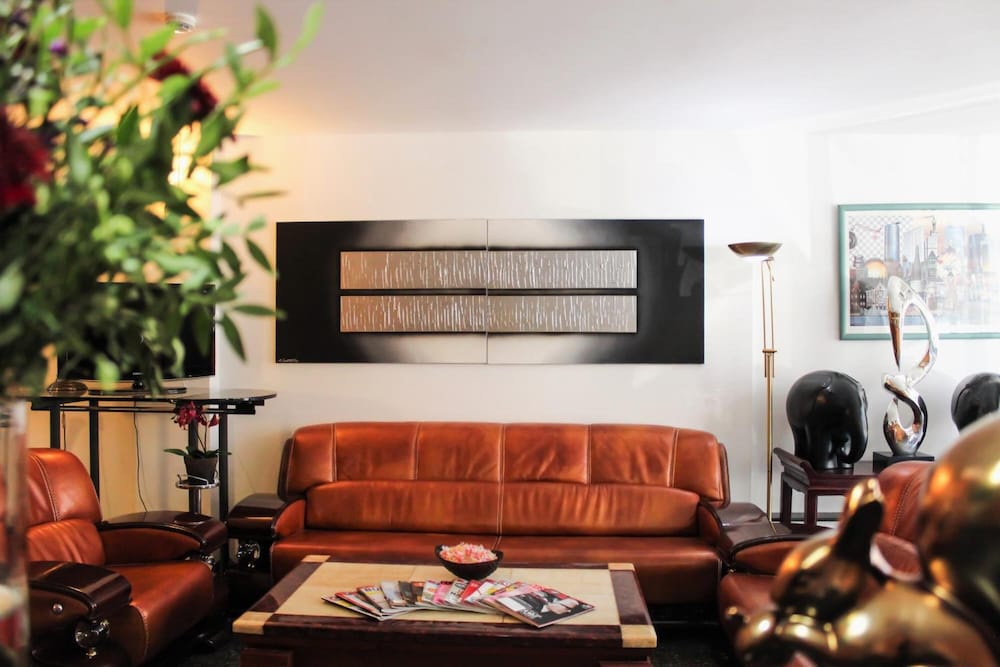 Rugs Hotel Dusseldorf 6/50