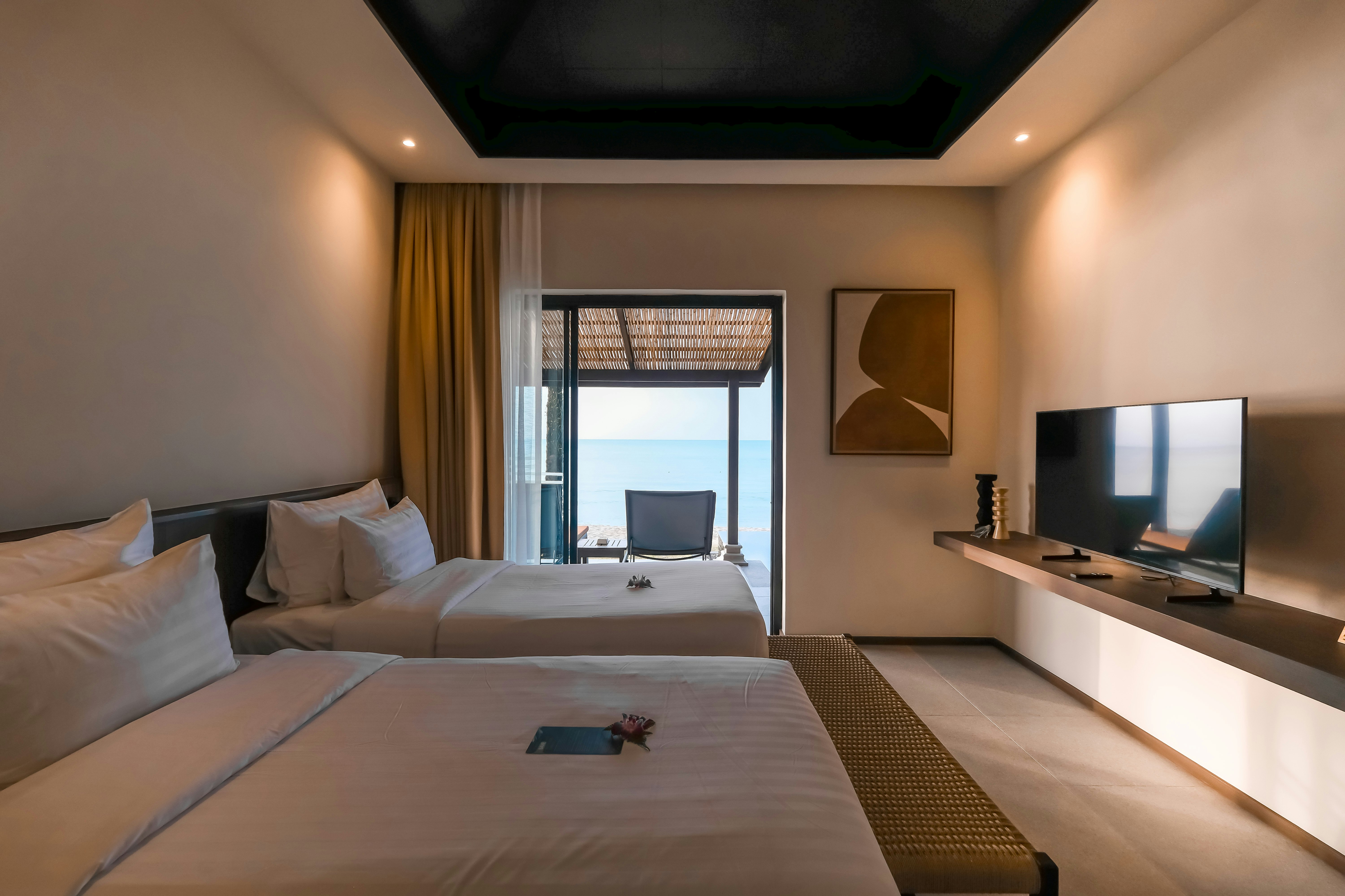 2 Bedrooms, Pool, Villa