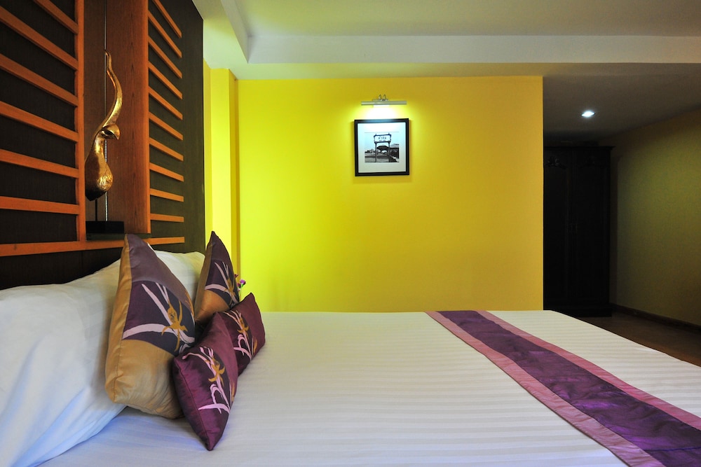 Hua Hin White Sand 13/75