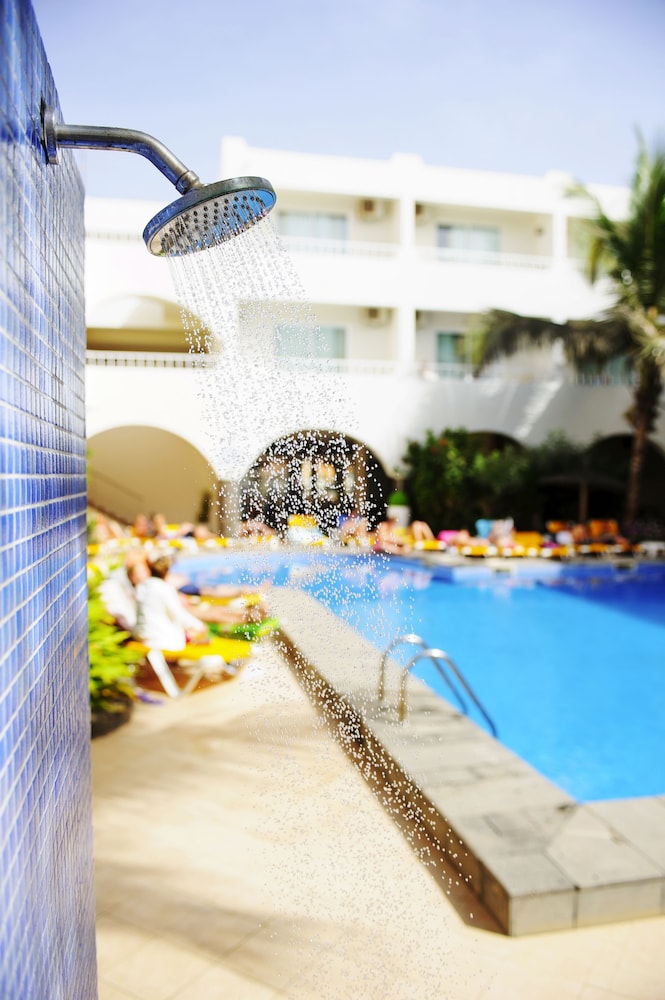 Ouril Hotel Pontao 32/39